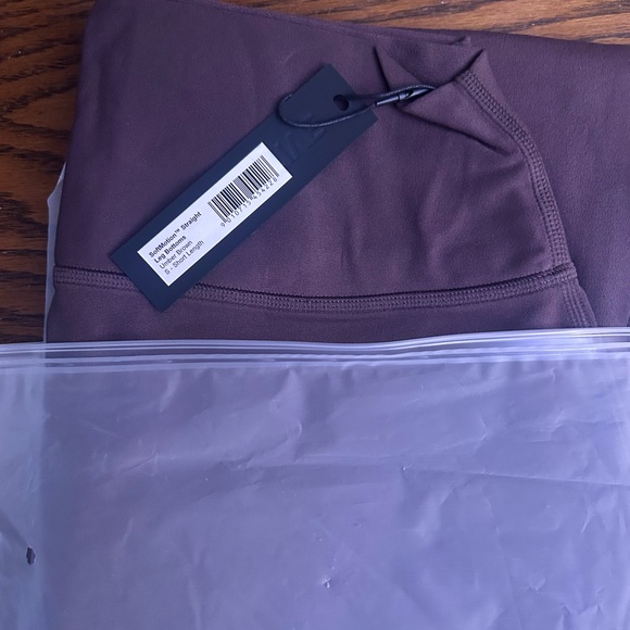 Oner Active Straight Leg pants - small SHORT - Picture 4 of 4